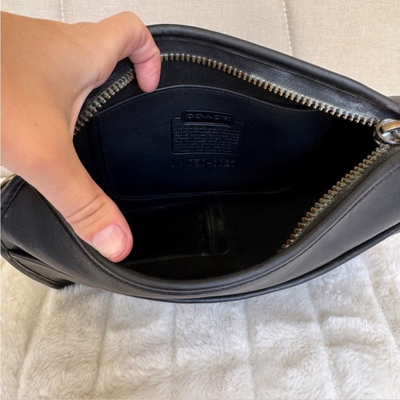 VINTAGE COACH Black Leather Companion Shoulder / Crossbody Bag Made In USA - Picture 15 of 16